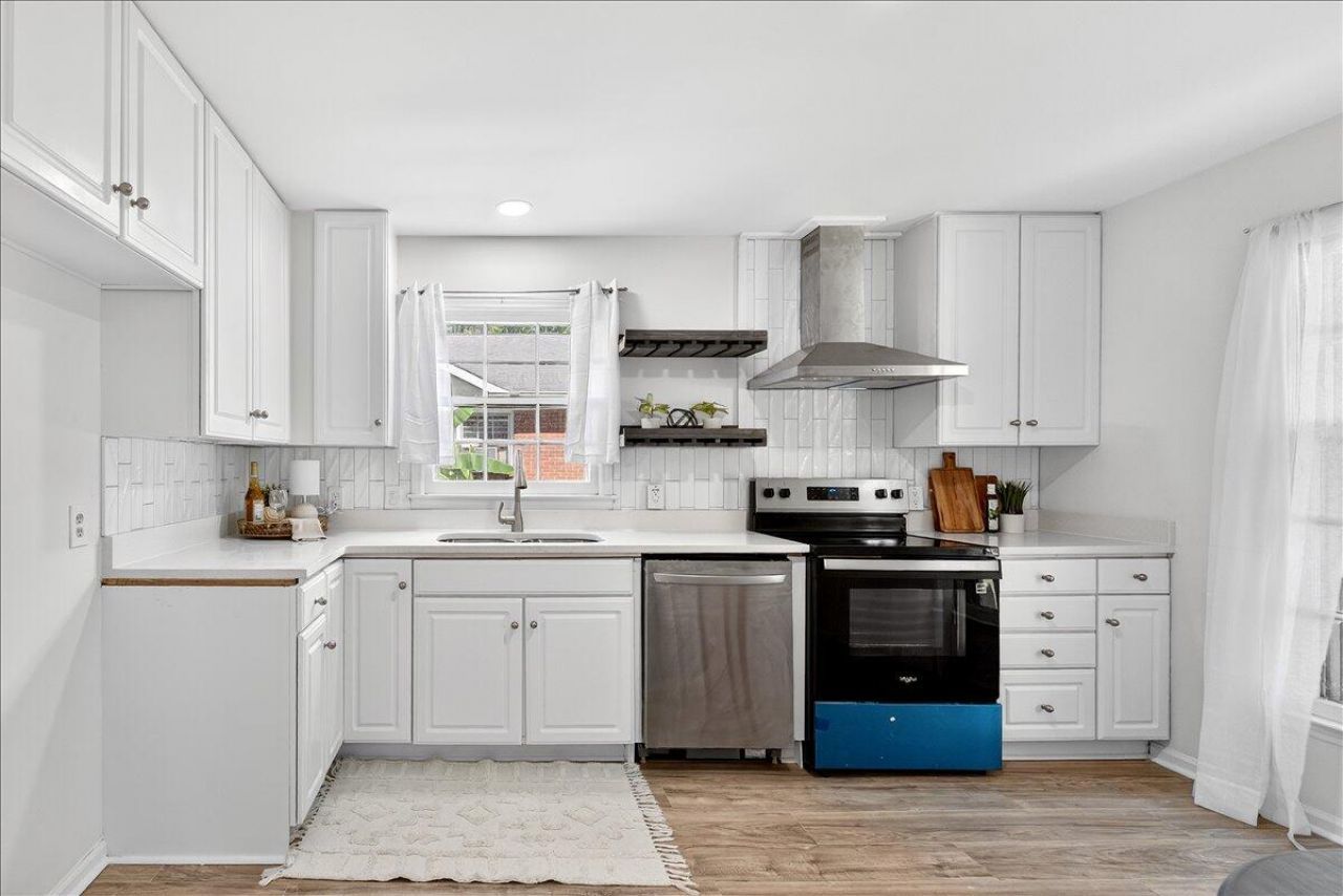 3452 Plaza Lane Photo 20