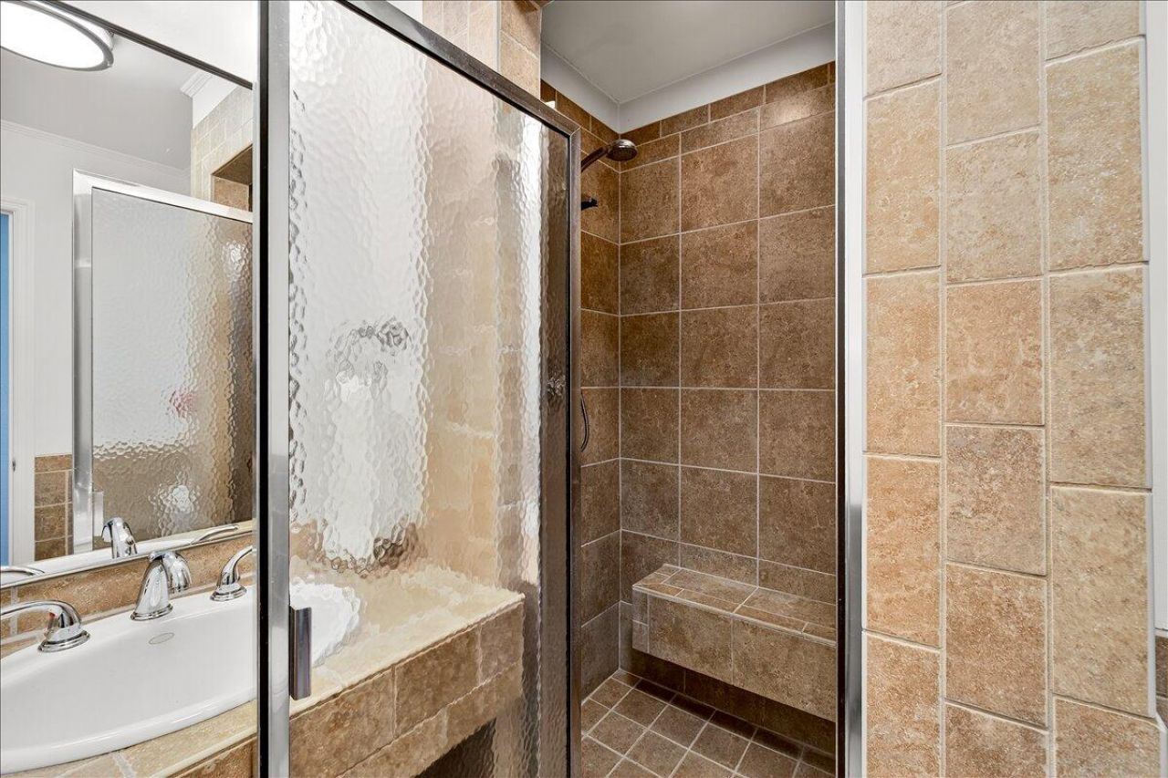 3452 Plaza Lane Photo 42