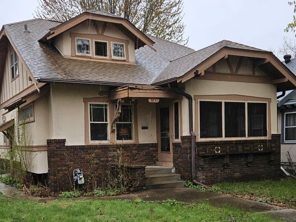 3851 Upton Avenue N, Minneapolis, MN 55412