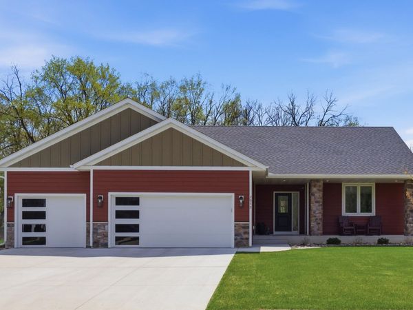 2075 13th Street NW, Faribault, MN 55021