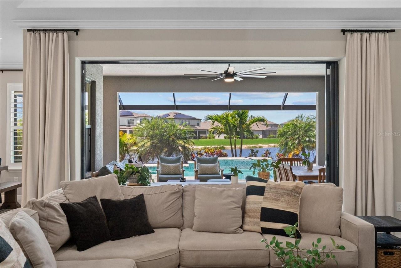 9293 Tequila Sunrise Drive, Sarasota, FL 34241 Photo