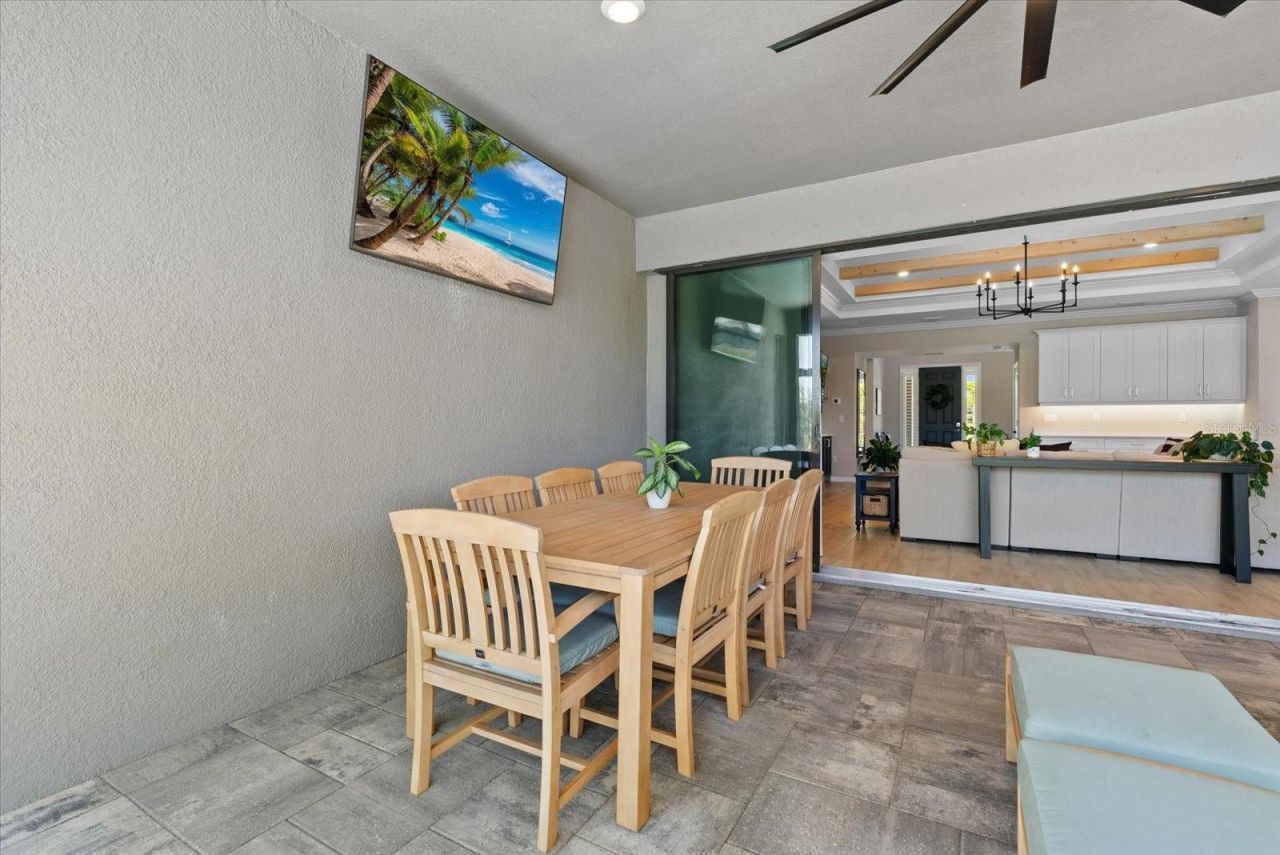 9293 Tequila Sunrise Drive, Sarasota, FL 34241 Photo