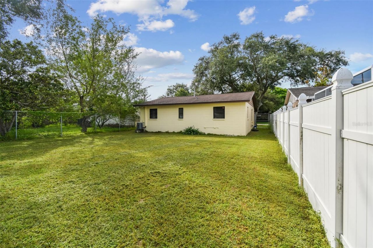 231 93rd Avenue N, Saint Petersburg, FL 33702 Photo