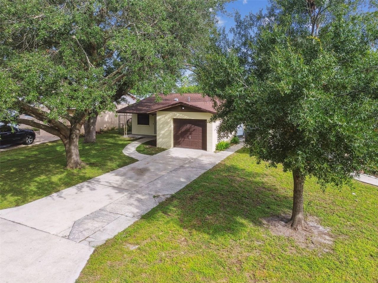 231 93rd Avenue N, Saint Petersburg, FL 33702 Photo