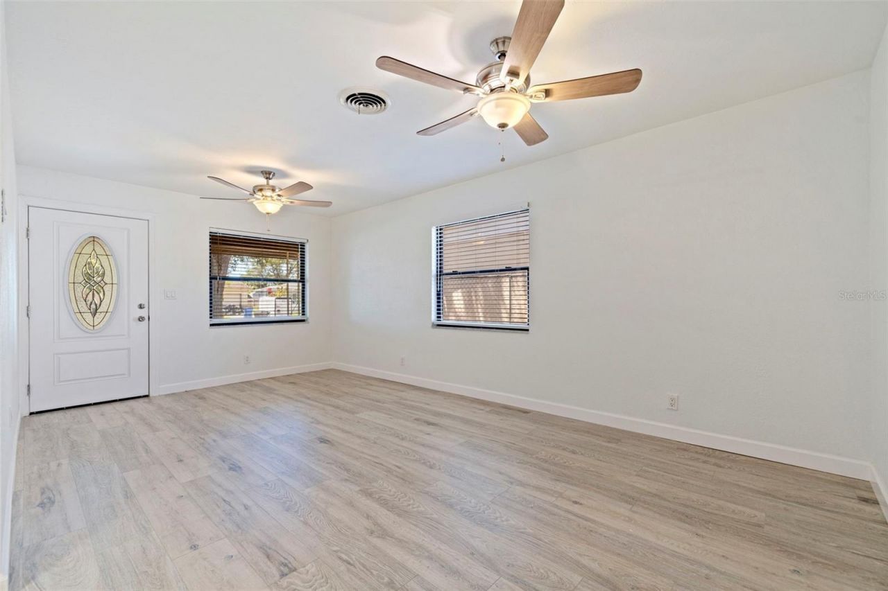 231 93rd Avenue N, Saint Petersburg, FL 33702 Photo