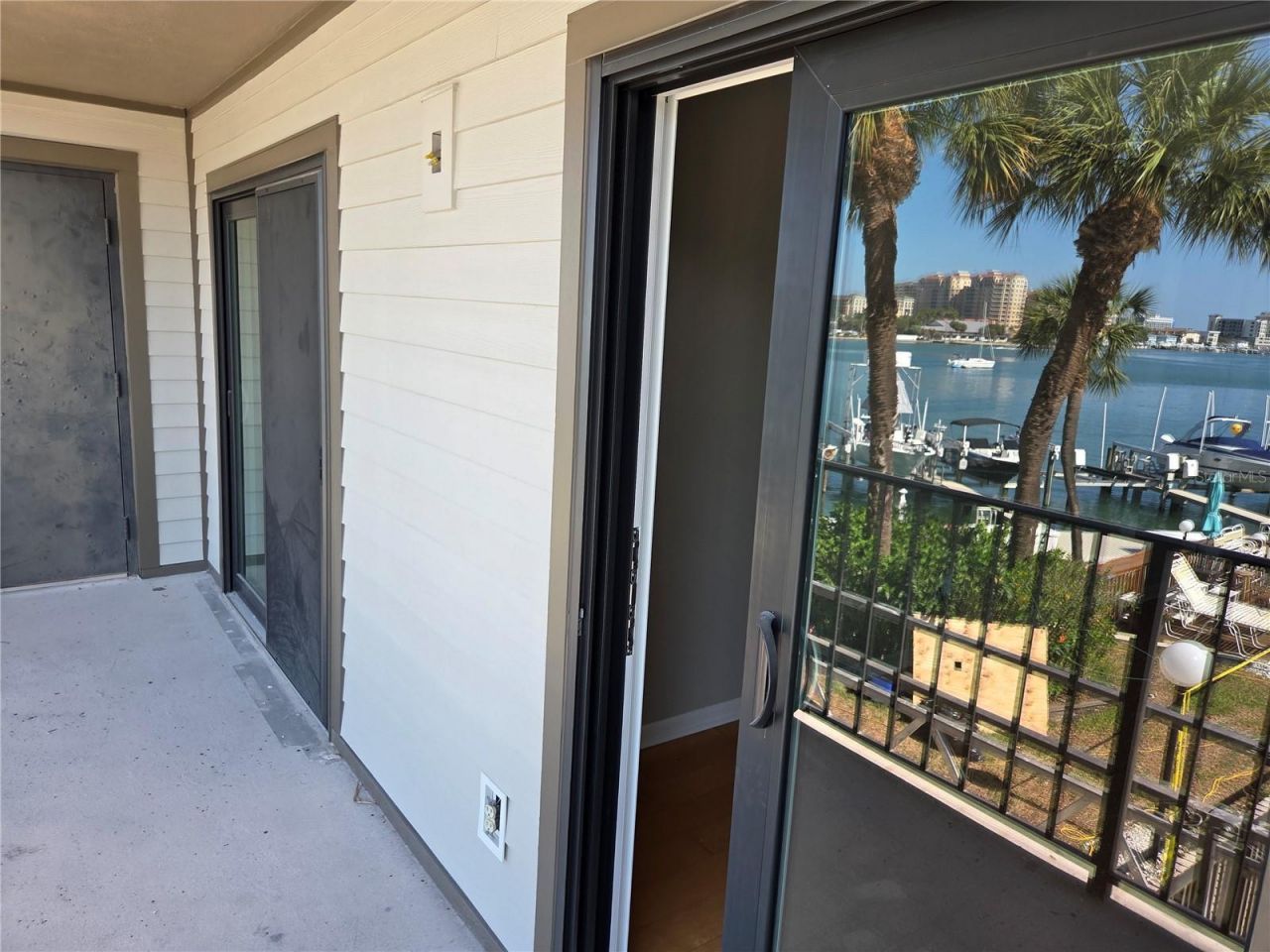 650 Island Way, Unit 202, Clearwater Beach, FL 33767 Photo