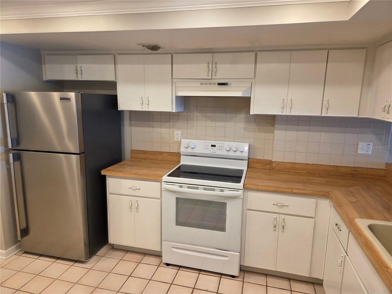 650 Island Way, Unit 202, Clearwater Beach, FL 33767 Photo