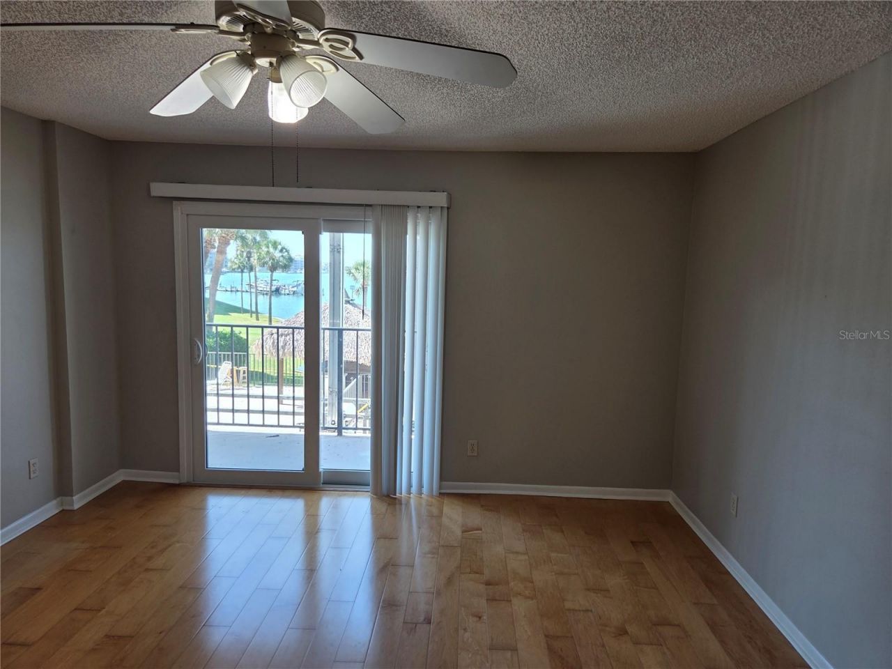 650 Island Way, Unit 202, Clearwater Beach, FL 33767 Photo