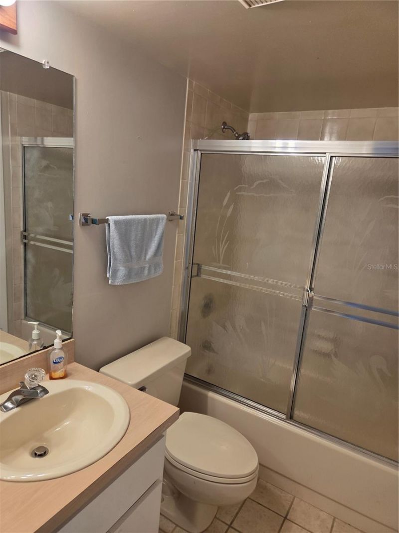 650 Island Way, Unit 202, Clearwater Beach, FL 33767 Photo