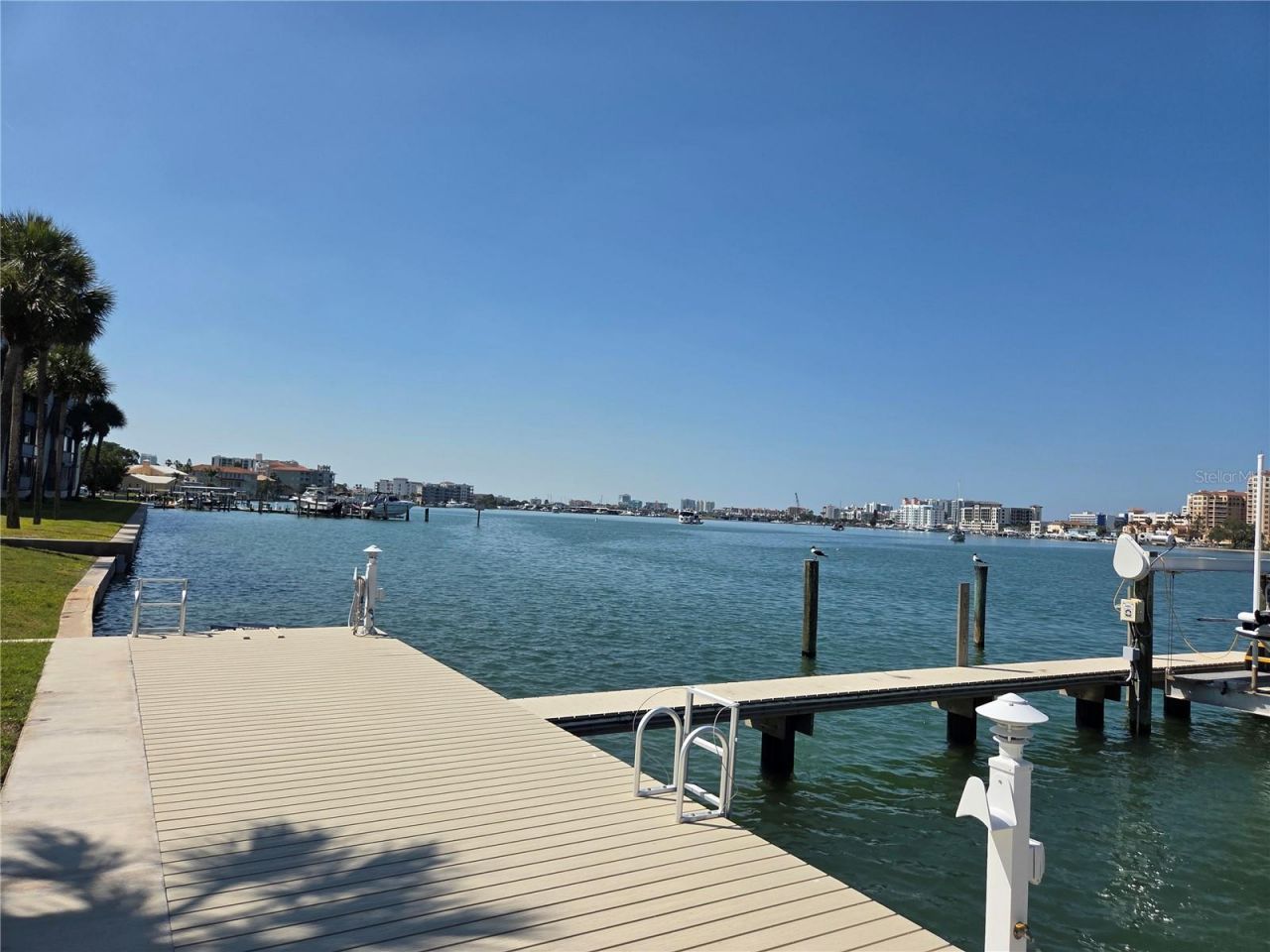 650 Island Way, Unit 202, Clearwater Beach, FL 33767 Photo