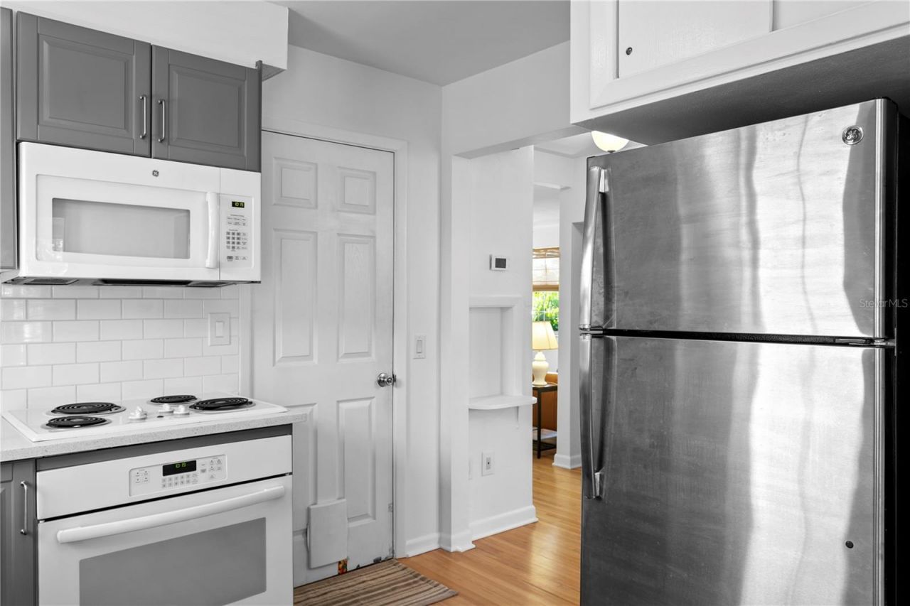 3140 Prescott Street N, Saint Petersburg, FL 33713 Photo