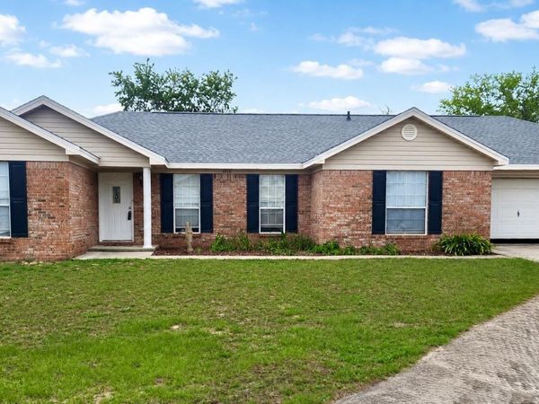 4342 Lorraine Ct, Gulf Breeze, FL 32563