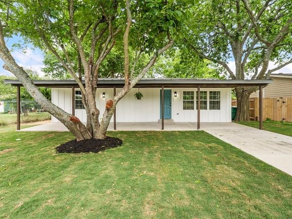 407 Johnson Street, McGregor, TX 76657