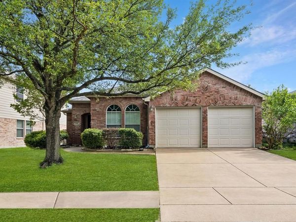 431 Sugarberry Lane , Fate, TX 75087