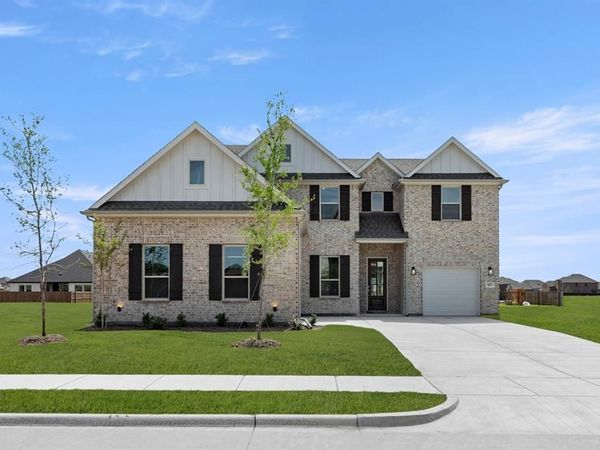 507 Pinnacles Court, Forney, TX 75126