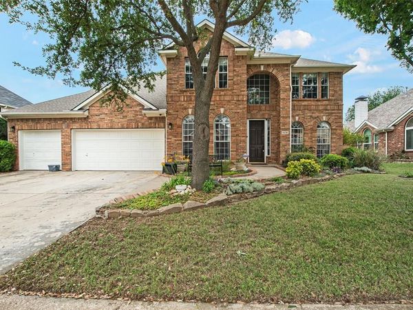 5536 Cranberry Drive , Fort Worth, TX 76137