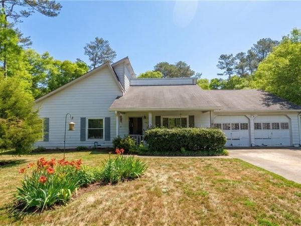 5405 Jamestowne Drive, Powder Springs, GA 30127