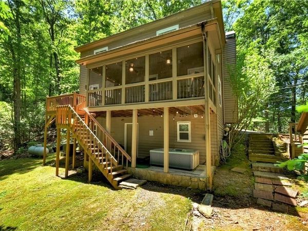 276 Pine Ridge Road , Ellijay, GA 30536