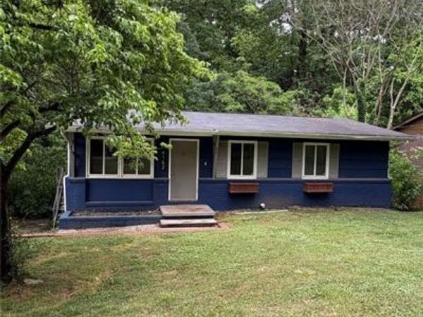 4162 Tara Drive , Forest Park, GA 30297