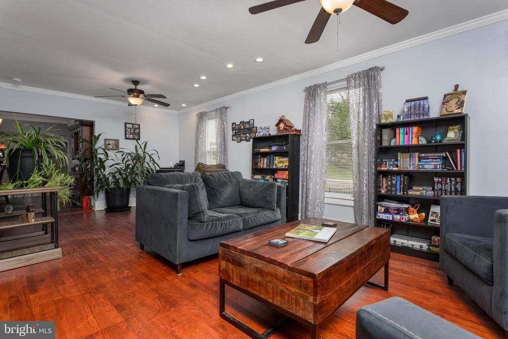 41 S 3RD STREET , HALIFAX, PA 17032