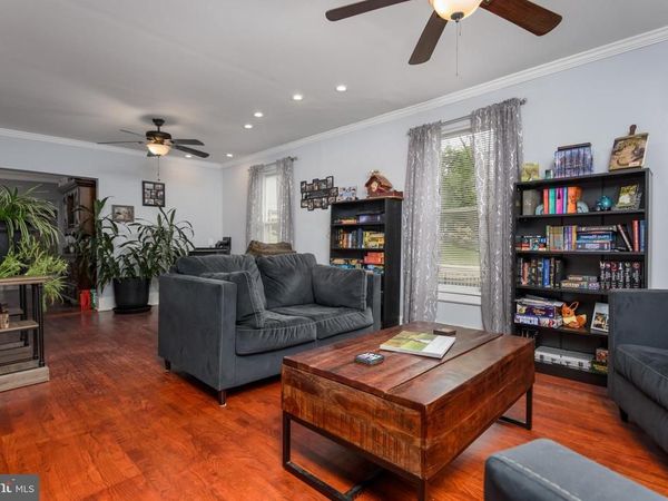 41 S 3RD STREET, HALIFAX, PA 17032