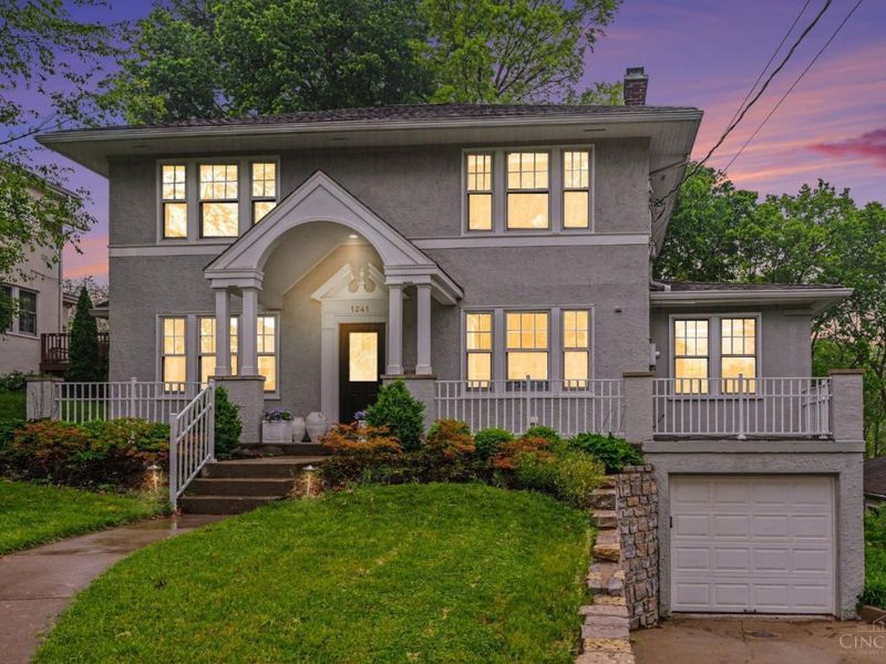 1241 Paddock Hills Avenue, Cincinnati, OH 45229 Photo 3