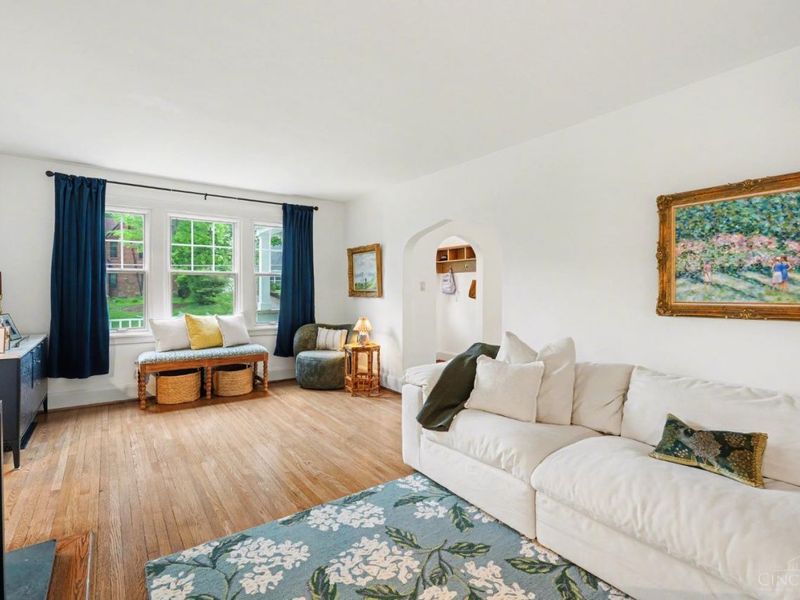 1241 Paddock Hills Avenue, Cincinnati, OH 45229 Photo 6
