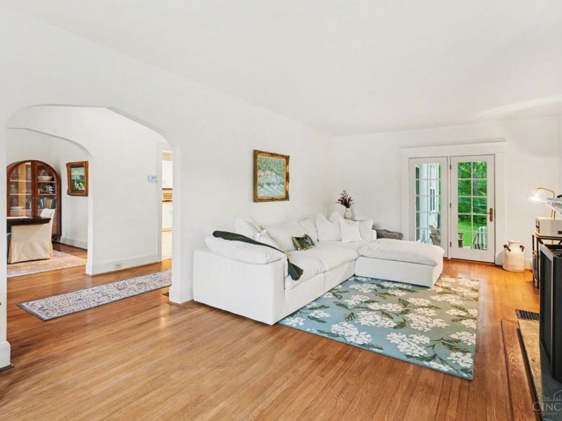 1241 Paddock Hills Avenue, Cincinnati, OH 45229 Photo 7