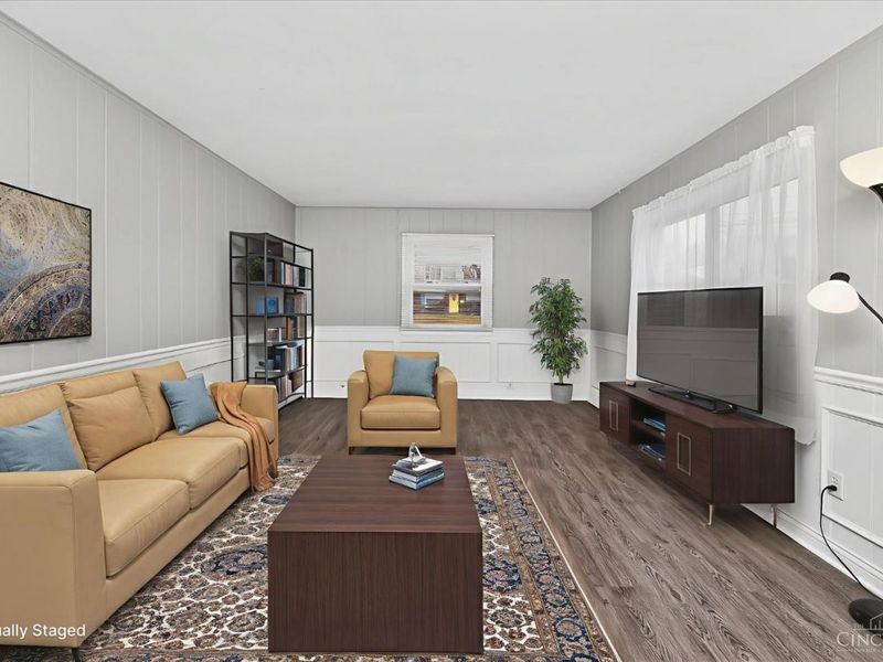 1041 Sheffield, Mason, OH 45040 Photo 3