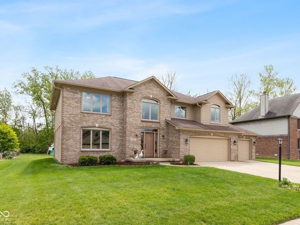 7023 Stonecreek Drive, Plainfield, IN 46168