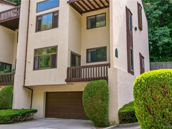 343 N Greeley Avenue , Chappaqua, NY 10514