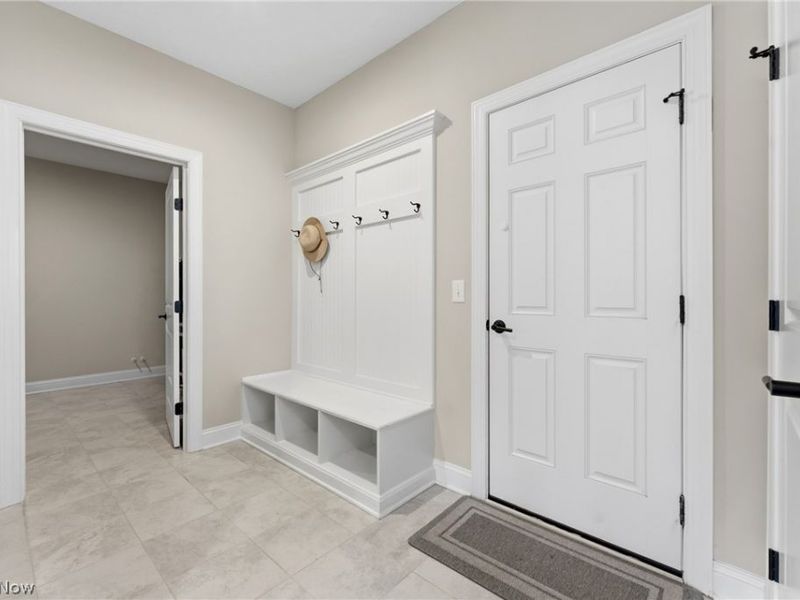 445 Crystal Lake Drive N, Chagrin Falls, OH 44022 Photo 26