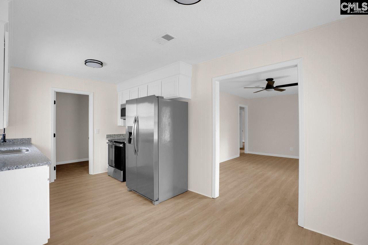 313 Forestwood Drive  Photo 12