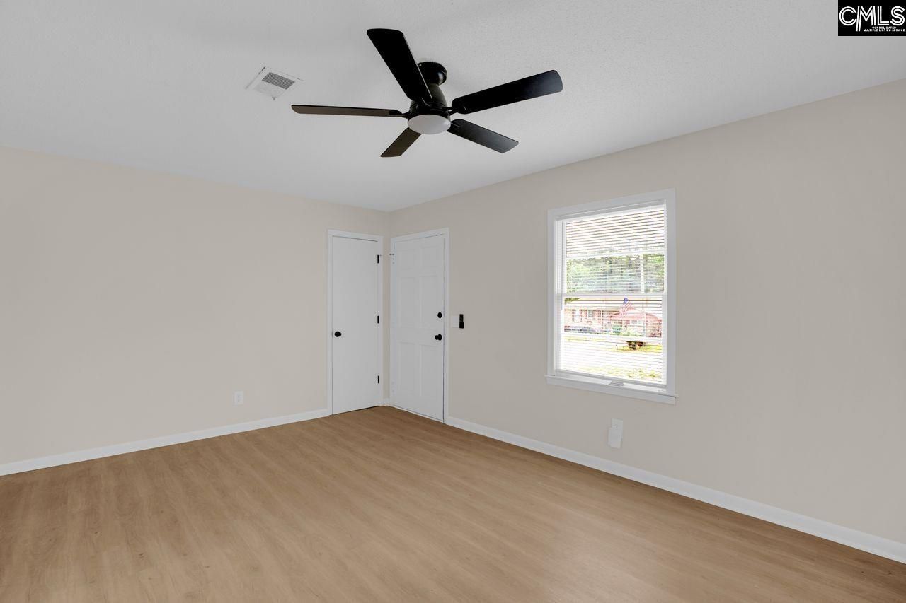 313 Forestwood Drive  Photo 7