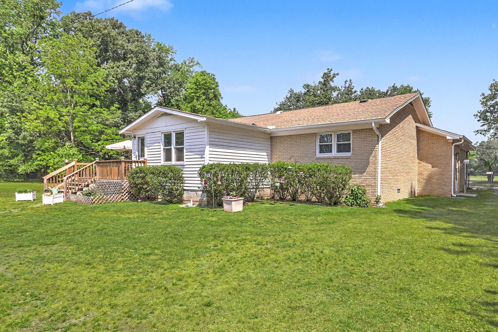 457 Rice Road Photo 2