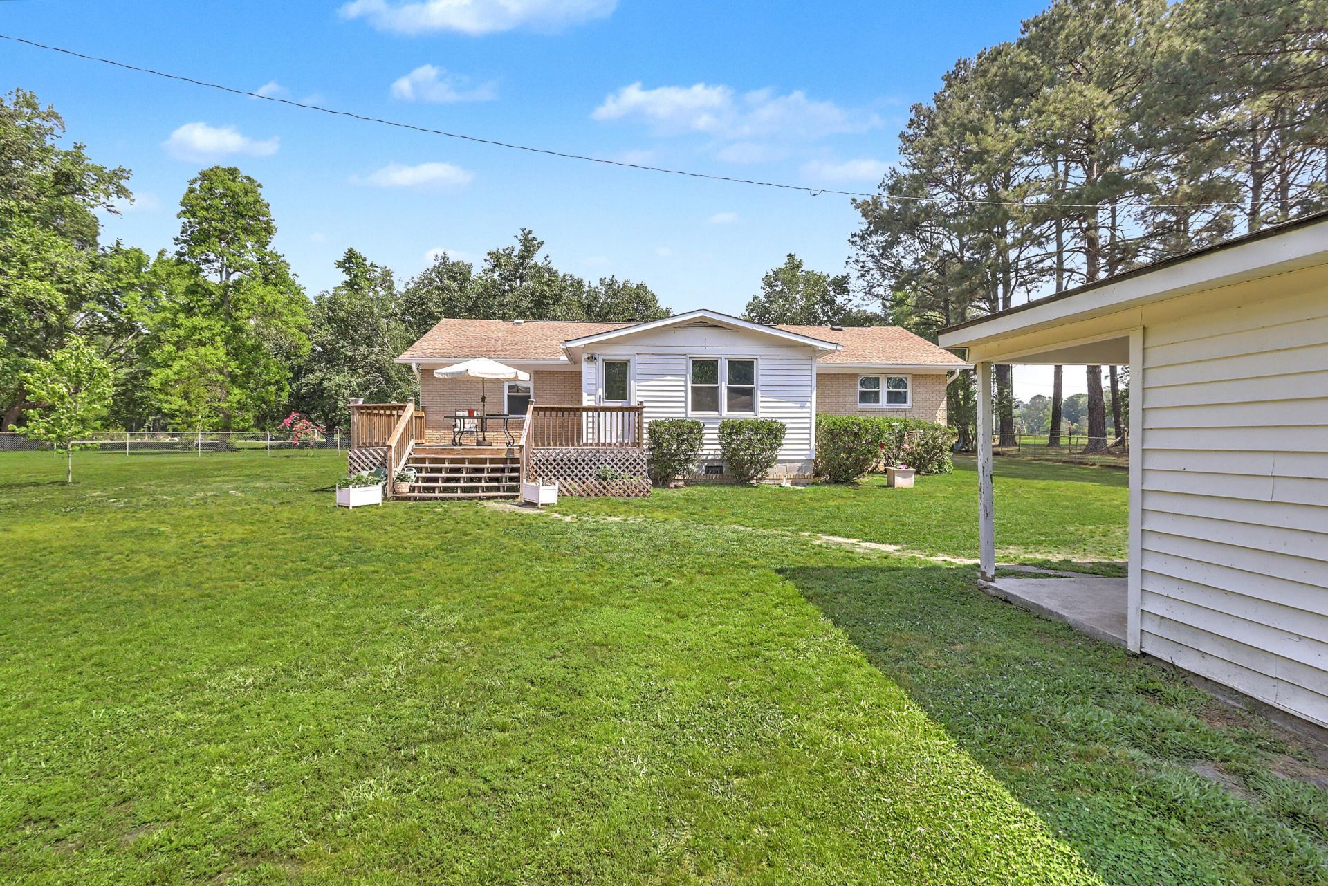 457 Rice Road Photo 32