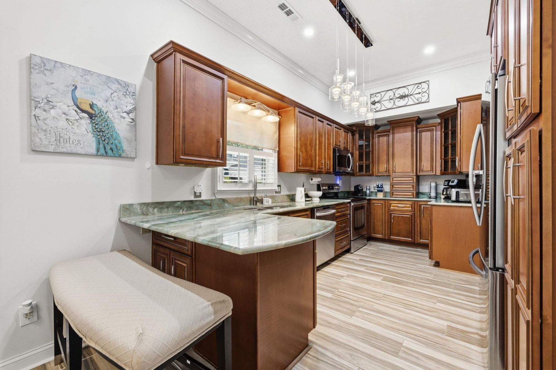 950 Cayman Ct. Photo 9