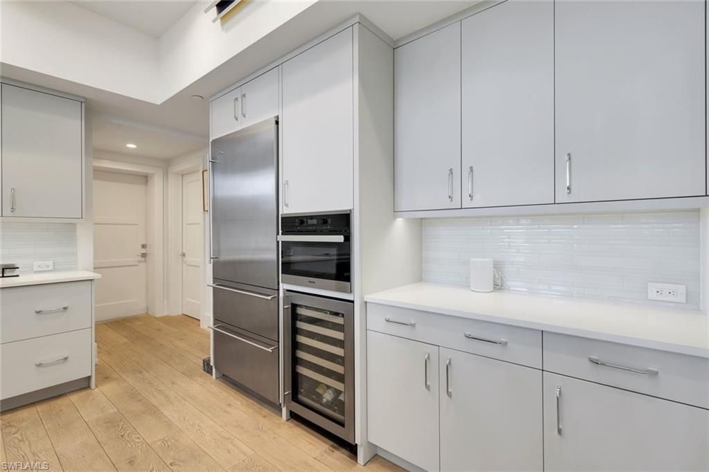 335 Banyan Blvd, Unit 4, Naples, FL 34102 Photo