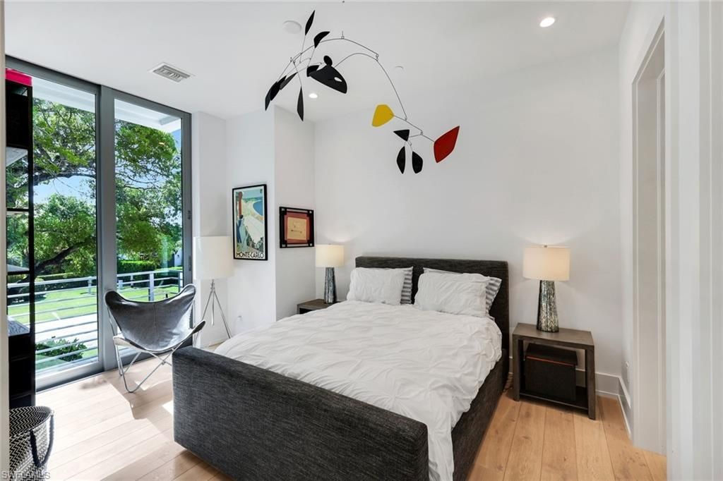 335 Banyan Blvd, Unit 4, Naples, FL 34102 Photo