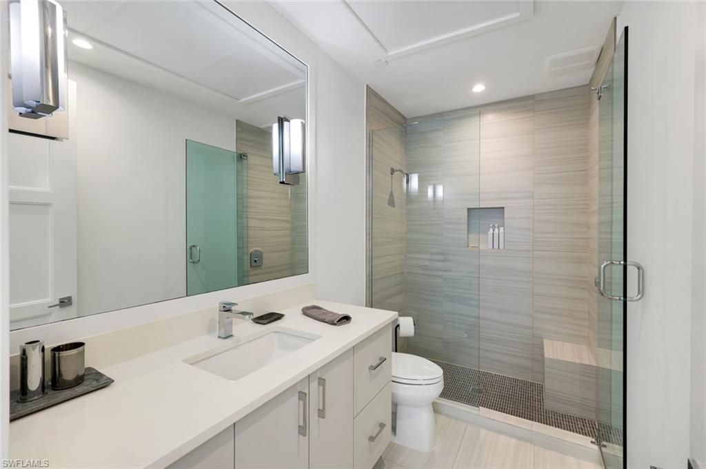 335 Banyan Blvd, Unit 4, Naples, FL 34102 Photo