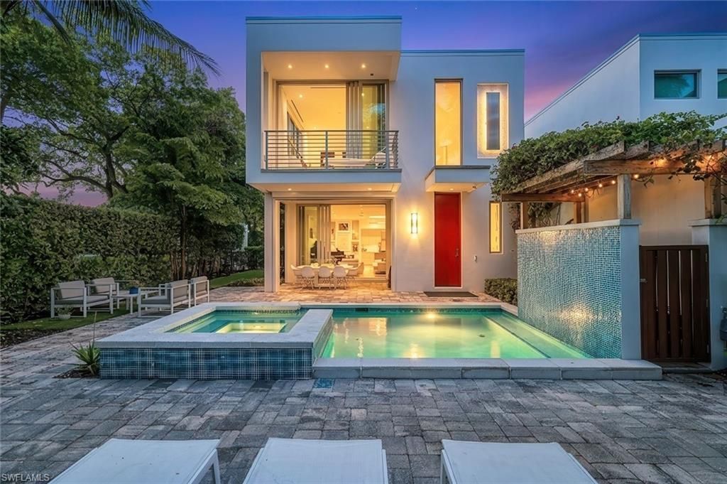335 Banyan Blvd, Unit 4, Naples, FL 34102 Photo