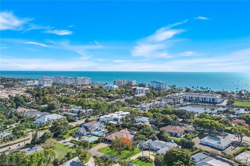 335 Banyan Blvd, Unit 4, Naples, FL 34102 Photo
