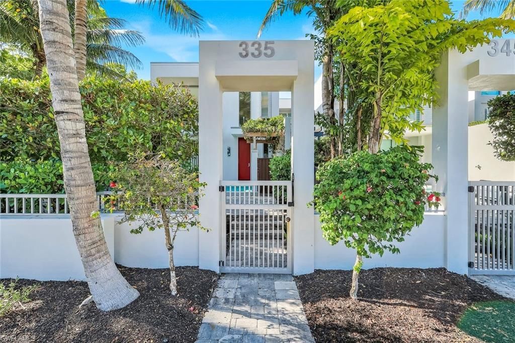 335 Banyan Blvd, Unit 4, Naples, FL 34102 Photo