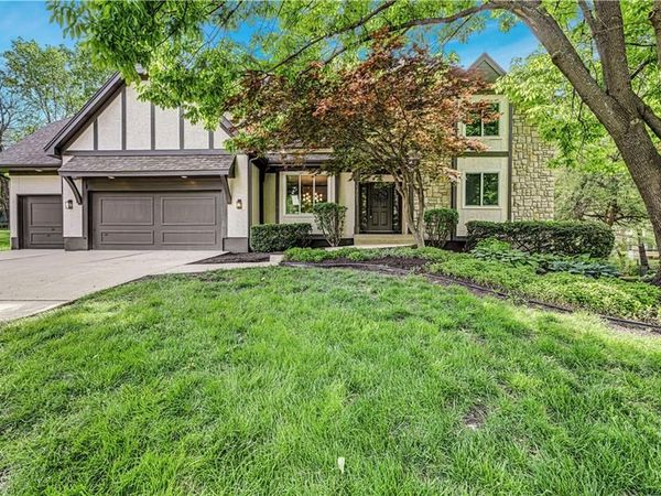 13037 Catalina Street, Leawood, KS 66209