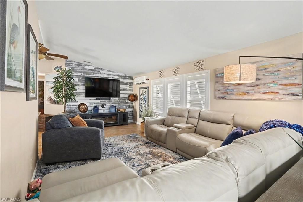 11111 Bayside Ln, Fort Myers Beach, FL 33931 Photo