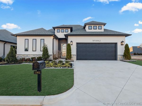 11962 S 94th East Avenue , Bixby, OK 74008