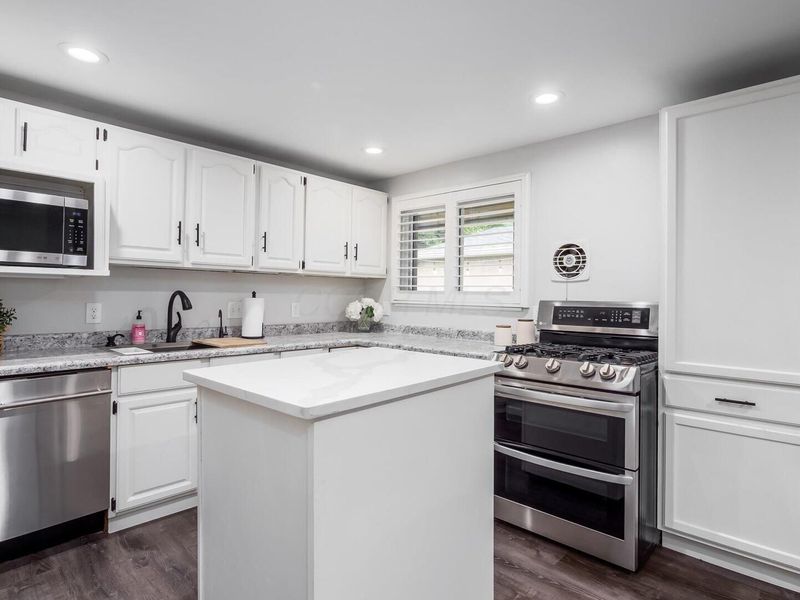 1472 Golding Drive, Reynoldsburg, OH 43068 Photo 10