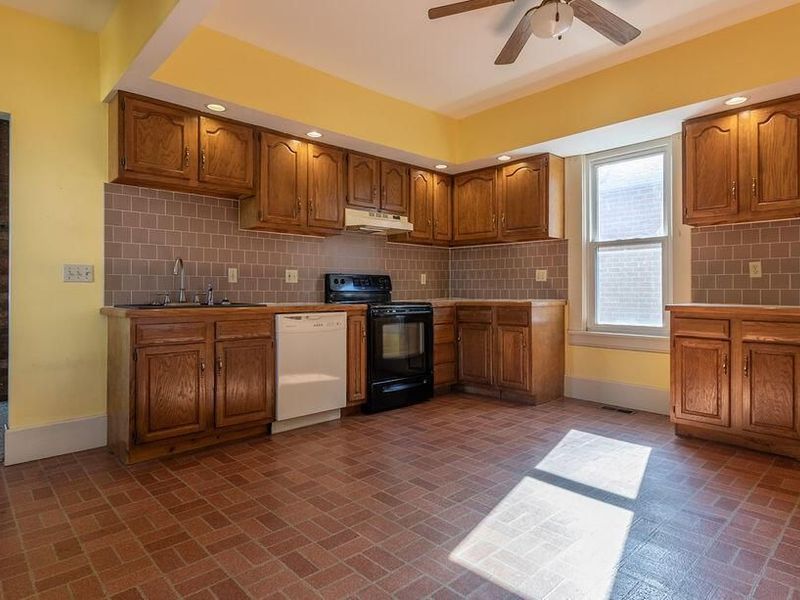 769 E Mulberry Street , Lancaster, OH 43130 Photo 16