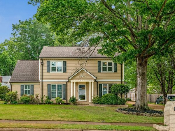 6955 BENT CREEK DR, Germantown, TN 38138