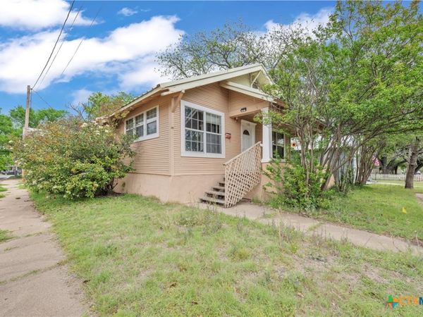 1401 Bridge Street, Gatesville, TX 76528